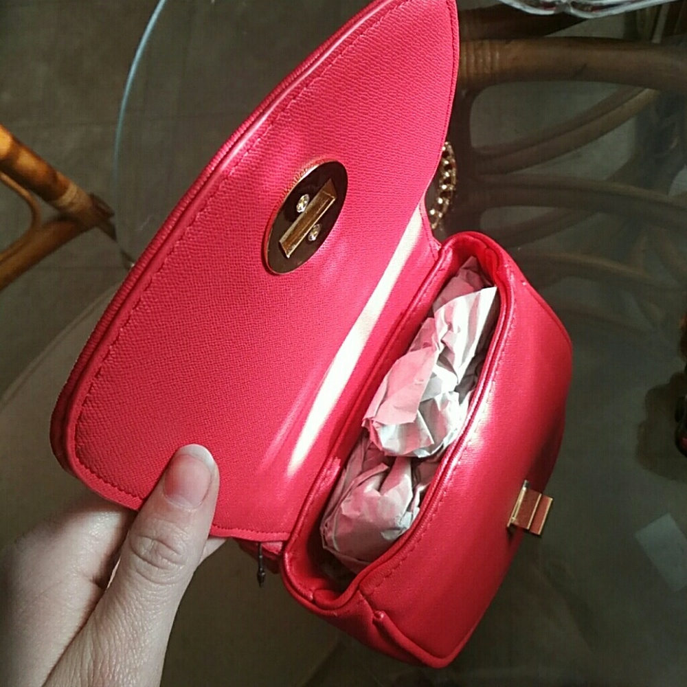 Sondra Roberts Squared Purse - Picture 2 of 4